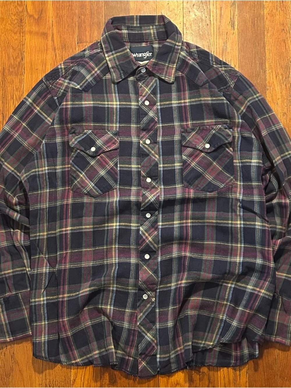 Vintage Wrangler ‘90s Pearl Snap Western Cowboy Plaid Button Down Shirt M